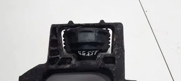 Ford Focus Engine mount bracket 3M516F012BG 3M51-6F012-BG