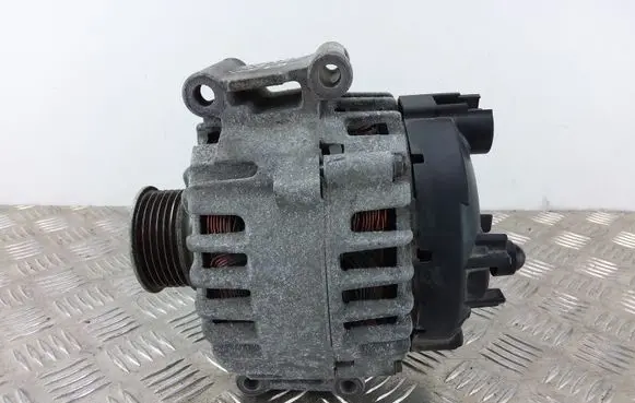 Skoda Superb B6 (3T) Generator/alternator 06J903023Q