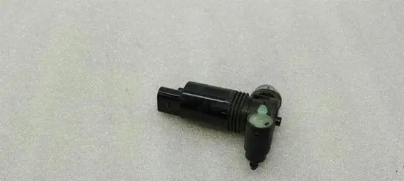 Land Rover Range Rover Evoque L538 Windscreen/windshield washer pump 1011285