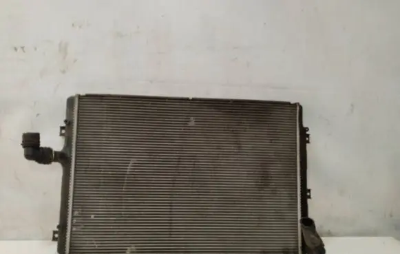 Volkswagen PASSAT CC Coolant radiator