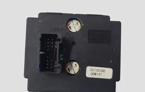 Volvo V50 Light switch 30739298