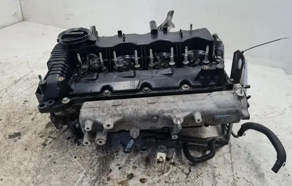 Mazda 6 Engine head 