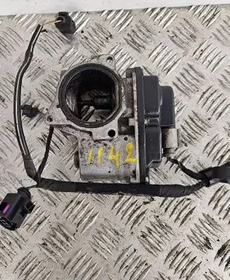 Volkswagen PASSAT B6 EGR valve DC2DC2 03L131501K 20730107