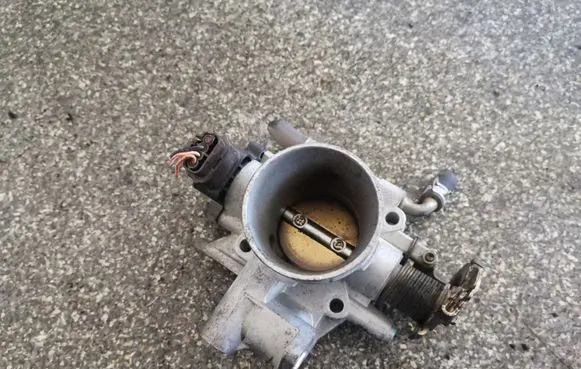 Subaru Forester SF Throttle valve RTR50350 A22667R00