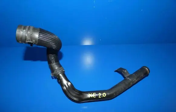Jaguar XE Engine coolant pipe/hose XC20