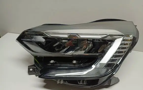 Renault Captur II Headlight/headlamp 260608054R