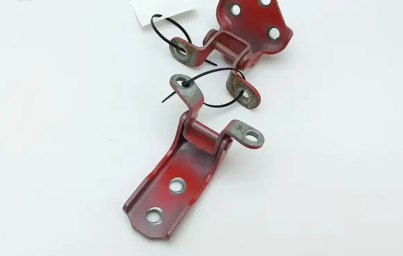 BAW Yuanbao Front door hinges set 6103030