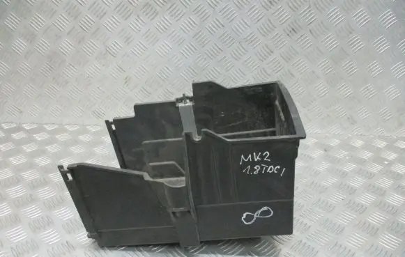 Ford Focus Battery box tray 