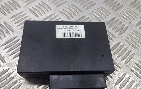 Volkswagen Polo IV 9N3 Central body control module 6Q0959433H