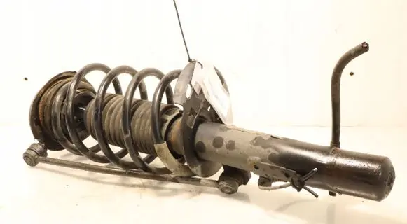Front shock absorber with coil spring