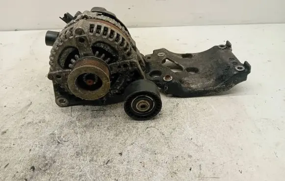 Suzuki Liana Generator/alternator 3140073J0 1042104270