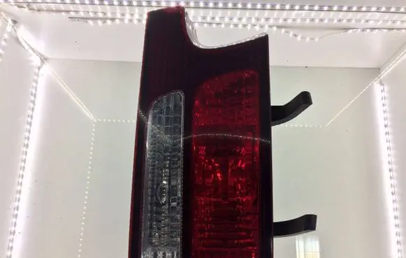 Toyota Previa (XR30, XR40) II Tailgate rear/tail lights