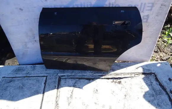Audi A4 S4 B5 8D Rear door