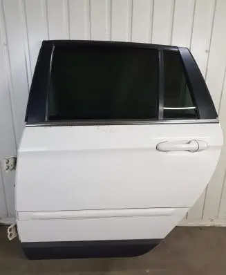 Chrysler Pacifica Rear door