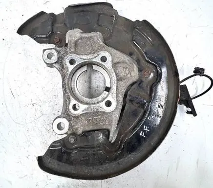 Ford Fusion II Front wheel hub DG9C3K170A