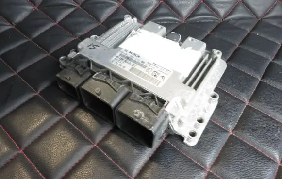 Peugeot 207 Engine control unit/module 0261S06472 9675495080 9666319180