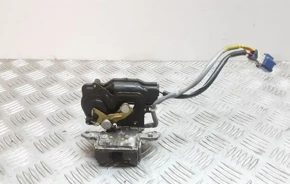 Toyota Corolla Verso E121 Tailgate/trunk/boot lock/catch/latch