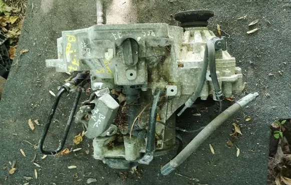 Volkswagen New Beetle Manual 5 speed gearbox JEJ