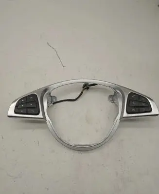 Mercedes-Benz CLS C218 X218 Steering wheel buttons/switches A0999050600