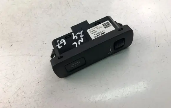Volvo S90, V90 Other switches/knobs/shifts P31376510