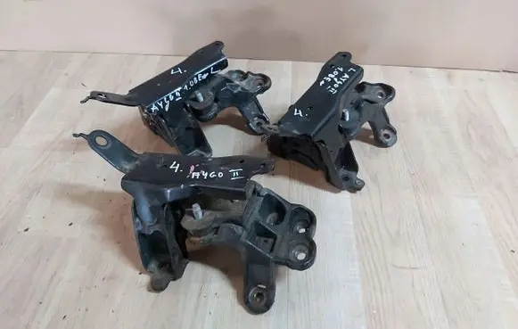 Toyota Aygo AB40 Engine mount vacuum valve 