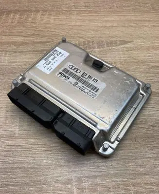 Audi A4 S4 B6 8E 8H Engine control unit/module ECU 8E0909059 0261207579
