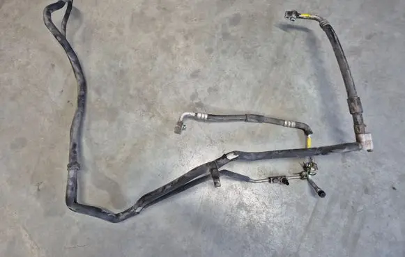 Mazda BT-50 Air conditioning (A/C) pipe/hose