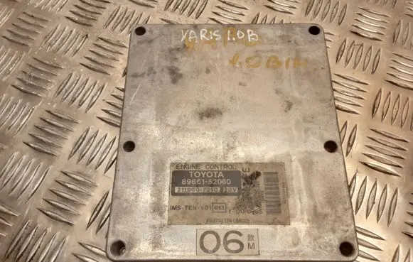 Toyota Yaris Engine control unit/module 8966152060