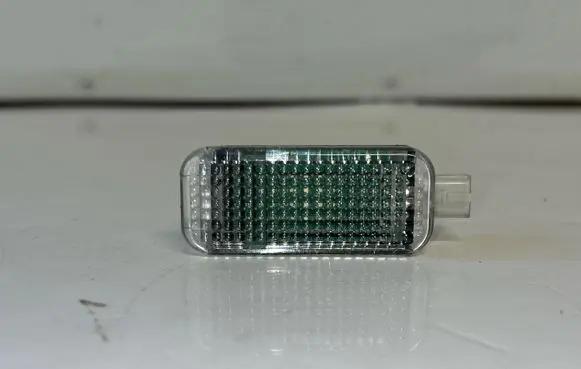Audi A6 S6 C6 4F Other interior light 4E0947415