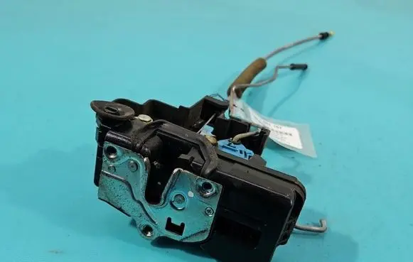 Opel Antara Rear door lock IMPRK1551107