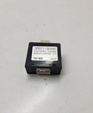 KIA Sorento Wing mirror control module 935713E000