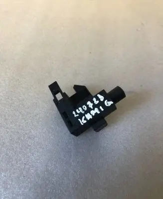 Skoda Kamiq Brake pedal sensor switch 1j0947561