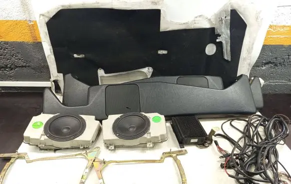 Mercedes-Benz E W124 Front door speaker 1248202102 1248202202 1248201989