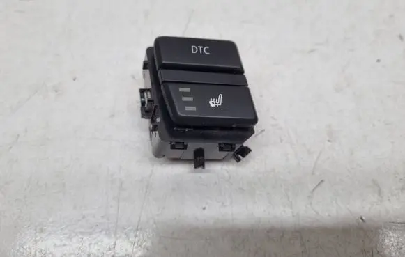 BMW 5 E60 E61 Seat heating switch 9159052