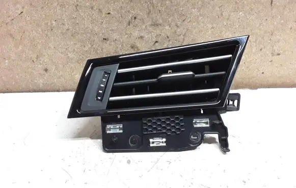 Volkswagen PASSAT B8 Dashboard side air vent grill/cover trim 3G1819701