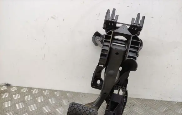 Skoda Superb B8 (3V) Brake pedal 5Q1723058