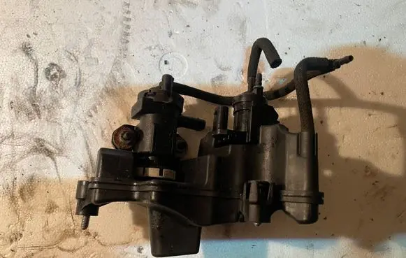 BMW X1 F48 F49 Vacuum air tank 8514207