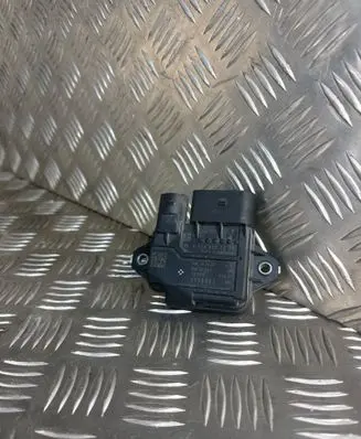 Mercedes-Benz E W213 Glow plug pre-heat relay A6549001300