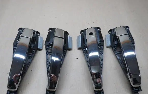 Opel Insignia A Front door exterior handle 