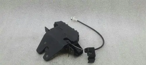 BMW 6 E63 E64 Tailgate boot lock/latch motor 8196401