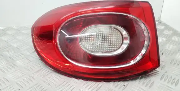 Volkswagen Tiguan Rear/tail lights 5N0945095H