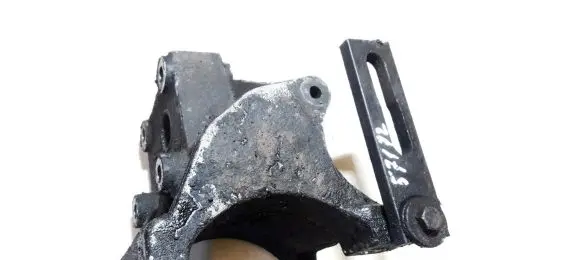 Ford Escort Engine mounting bracket 96ff10337ab