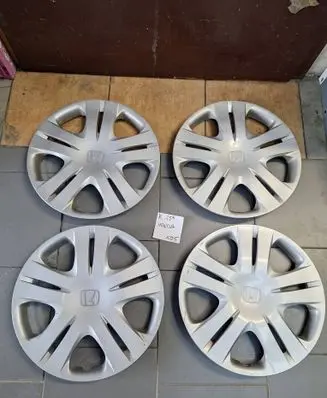 Honda Jazz R15 wheel hub/cap/trim 44733TF0N01
