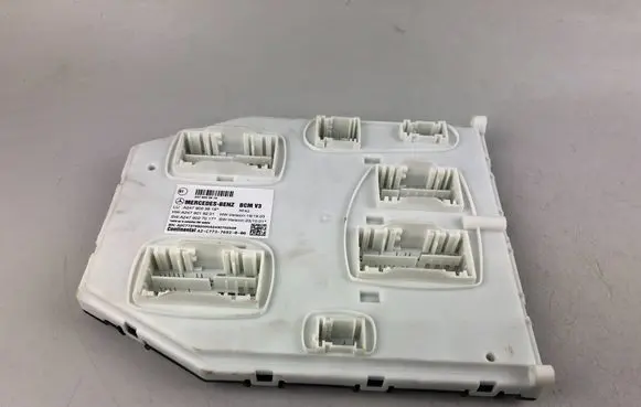 Mercedes-Benz EQA Comfort/convenience module A2479003819