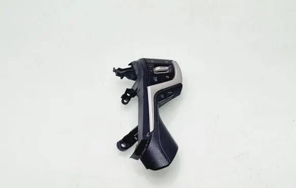 Toyota Land Cruiser (J150) Steering wheel buttons/switches 348R 8425060410E0 8425060430E0