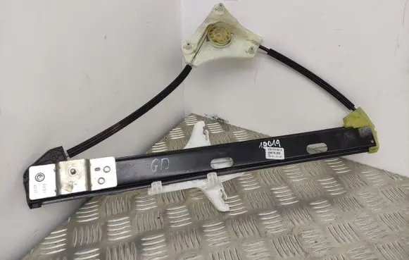 Volkswagen T-Roc Rear window lifting mechanism without motor 2GA839462G