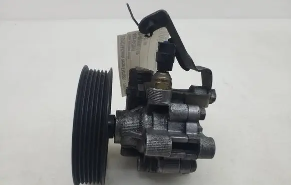 Toyota Corolla Verso E121 Power steering pump 4431013010