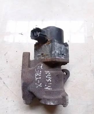 Nissan X-Trail T30 EGR valve