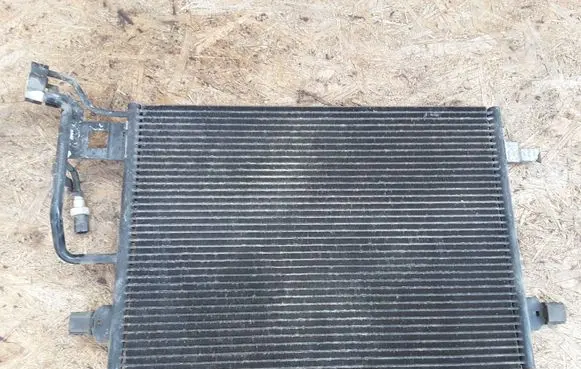 Volkswagen PASSAT B5.5 A/C cooling radiator (condenser) 3B0260401 8D0959482B