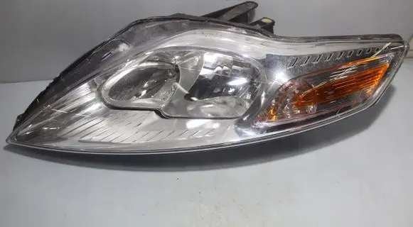 Ford Mondeo MK IV Headlight/headlamp